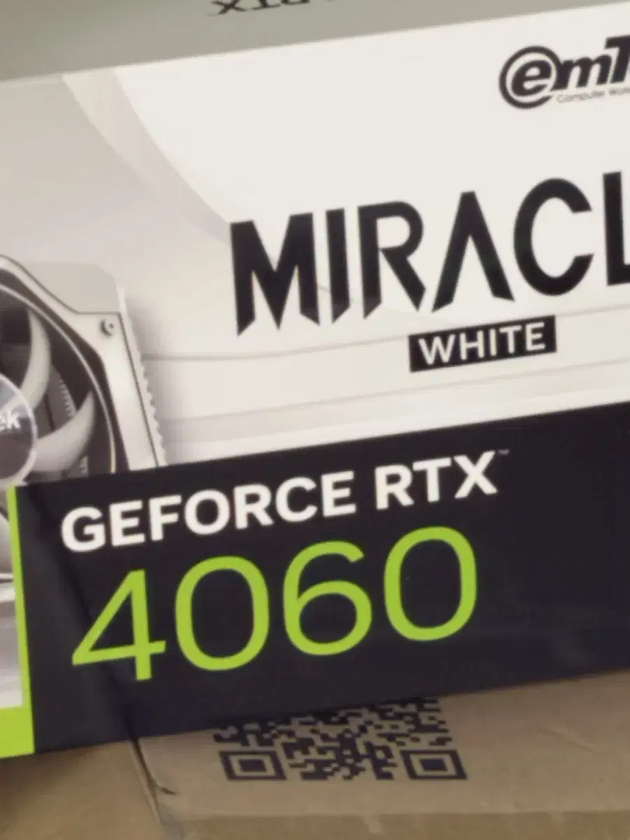 이엠텍 미라클 rtx4060 팝니다